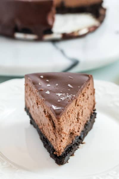 Instant Pot Triple Chocolate Cheesecake | This Instant Pot Triple Chocolate Cheesecake is SO easy it is crazy. Since I come up with this recipe I haven't baked a cheesecake the traditional way. This recipe has the best texture and is just so yummy.